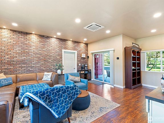 5th image of 6845 183rd Avenue SW