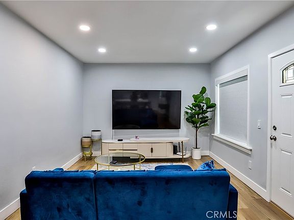 4th image of 408 S Flower St