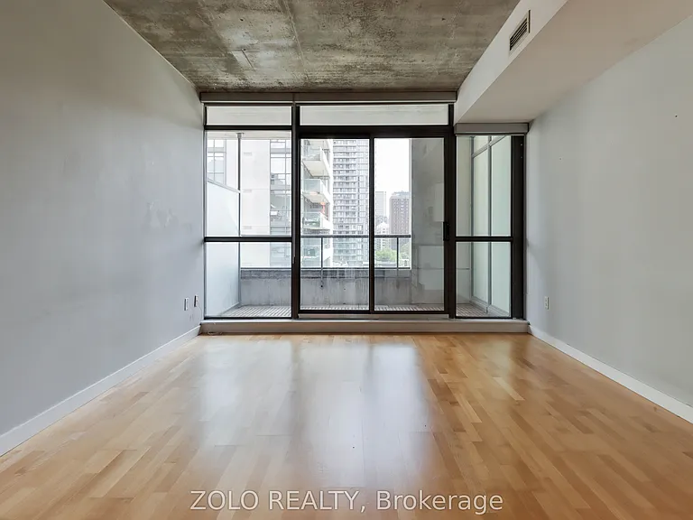 285 Mutual St #709 — Photo 15