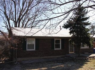 399 Lancelot Ln, Lexington, KY 40517