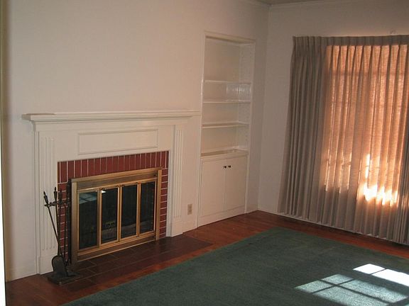 5th image of 1549 Cherry Ave