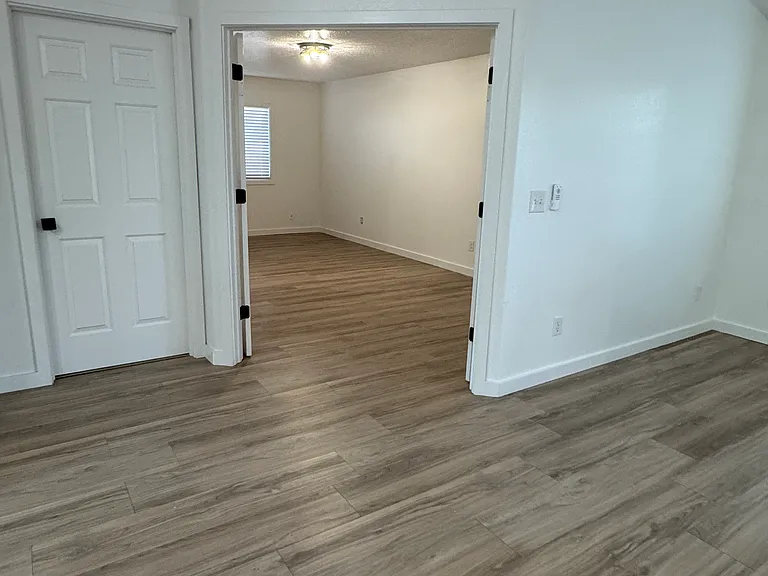 13332 W Broadleaf Ct — Photo 7