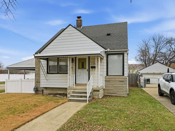 2194 Leblanc St, Lincoln Park, MI 48146