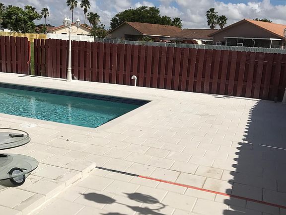 4th image of 18259 NW 61st Ct