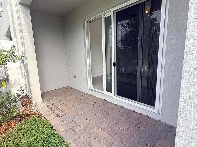 147 Lakeside Landing Ct — Photo 25