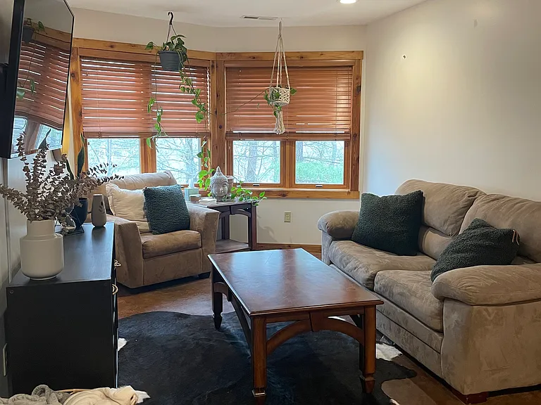 11803 Lovers Leap Rd — Photo 4