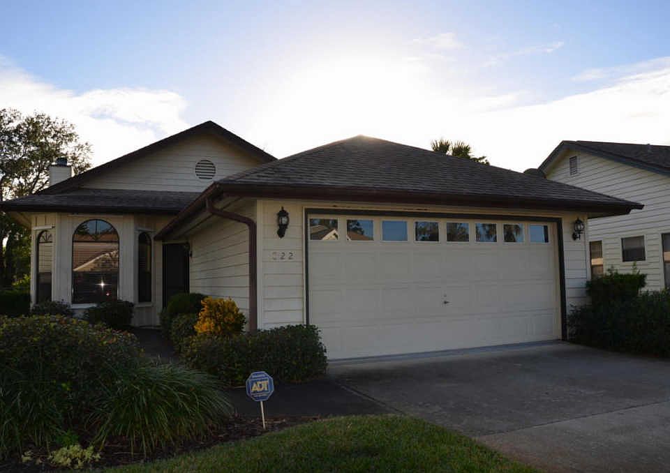 1st image of 822 Pine Shores Cir