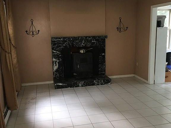 5th image of 85 Alderbrook Ct