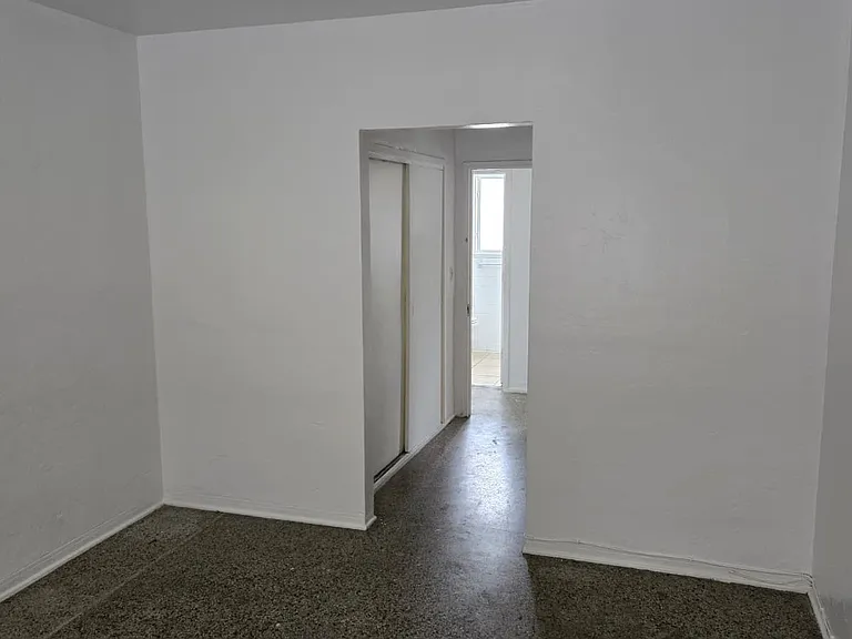 900 SW 3rd St #L — Photo 5