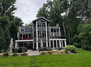 5175 Queens Cir, Greenwood, MN 55331
