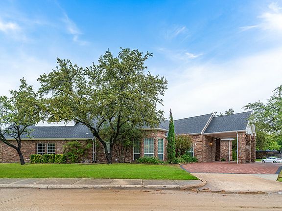 3rd image of 4503 Bretton Bay Ln