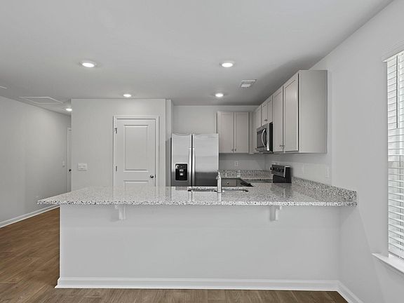 4th image of 633 Perch Lane Ct