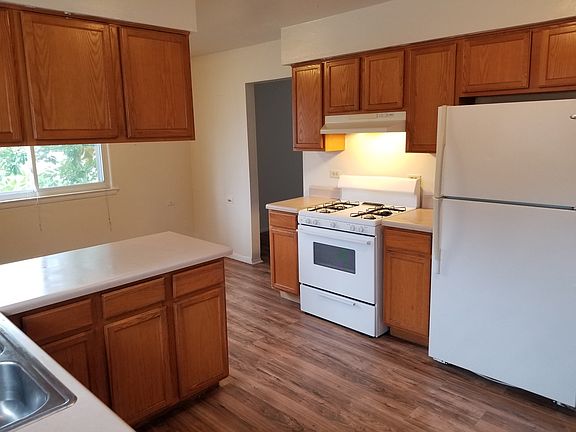 2nd image of 534 N Princeton Ave