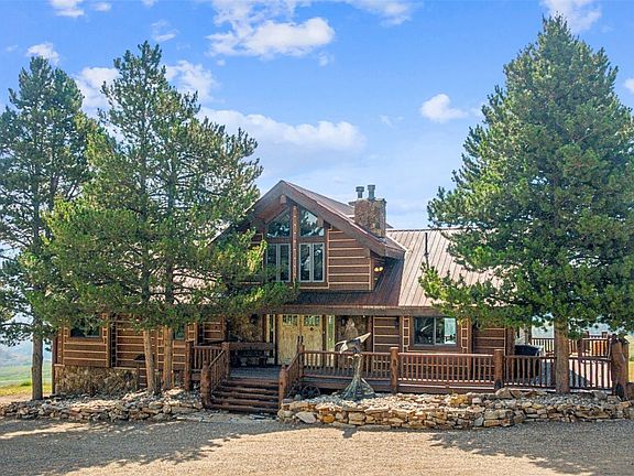 4th image of 733 Spring Creek Ranch Rd