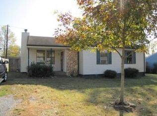 111 Pebble Creek Dr, Hendersonville, TN 37075