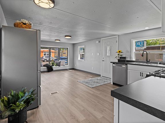 4th image of 10211 W Greenfield Ave Lot 4