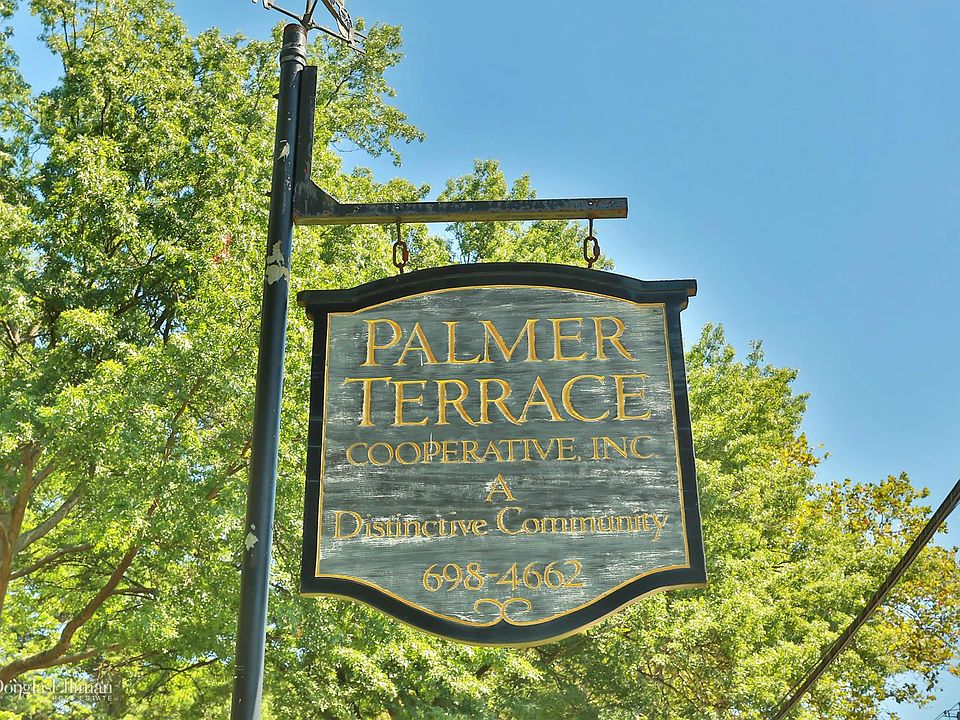 1st image of 704 Palmer Ct APT 1A