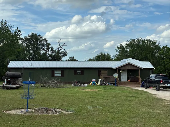 304 Horseshoe Bnd, Eddy, TX 76524