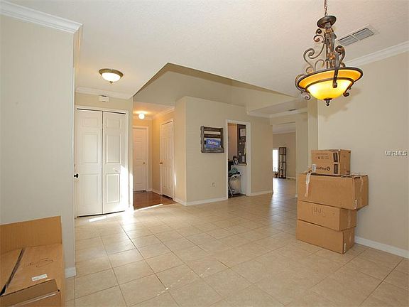 4th image of 804 Dengar Ave