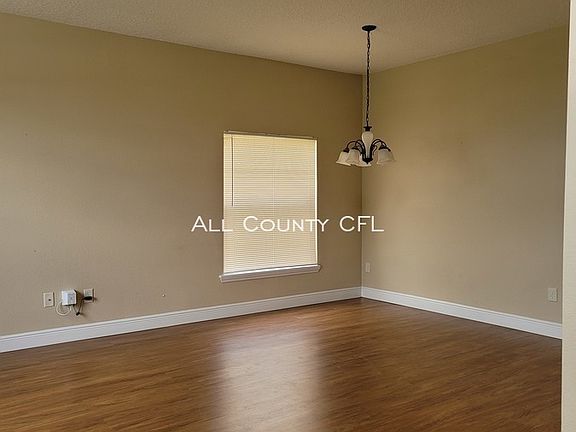 2nd image of 226 Clydesdale Cir