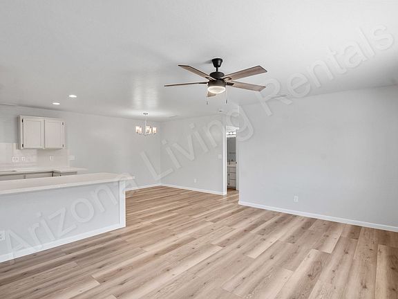 3rd image of 3240 Osborn Dr APT 102