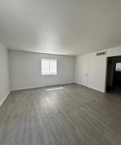 2121 Oceanus Ln #1 — Photo 1