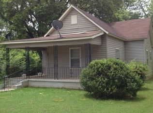 223 10th Ave SW, Decatur, AL 35601