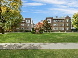 83 N Broadway #1F, White Plains, NY 10603 | Zillow