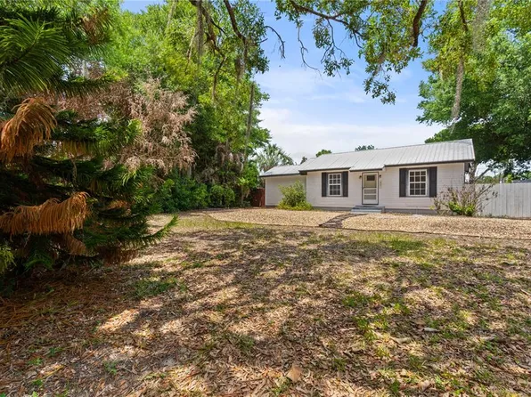 407 E Polk Ave, Lake Wales, FL 33853