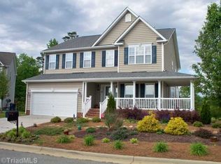 586 Pimlico Cir, Whitsett, NC 27377