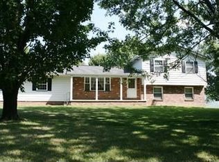 15711 Cowley Rd, Grafton, OH 44044