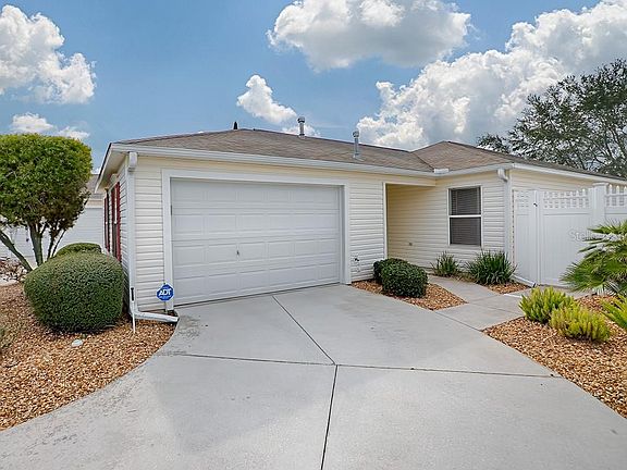 2nd image of 716 Rosella Pl