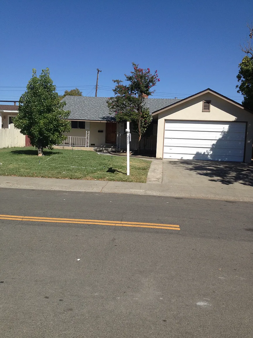 6655 Demaret Dr photo 1