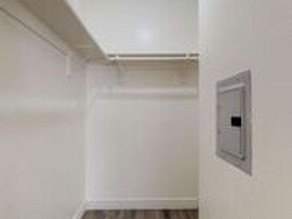 5th image of 2359 Grove Ave #63