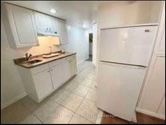 5th image of 150 Maria Antonia Rd #Basement