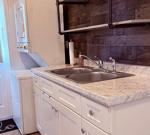 4th image of 2524 E Central Blvd #2524