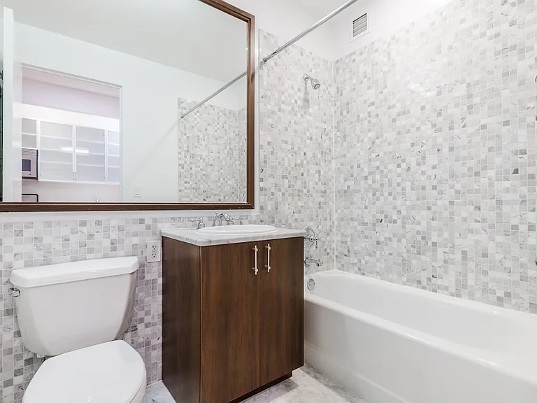 37 Wall St #8E — Photo 6