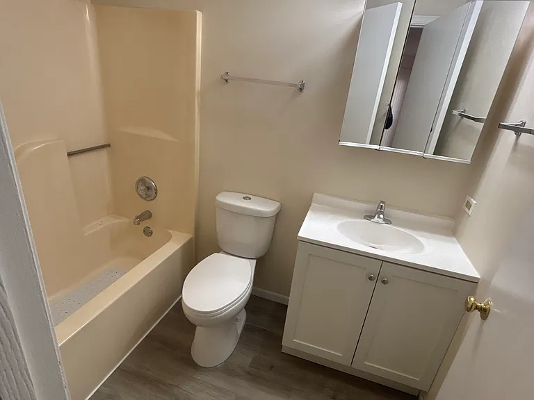 4302 W Shamrock Ln #2C — Photo 6