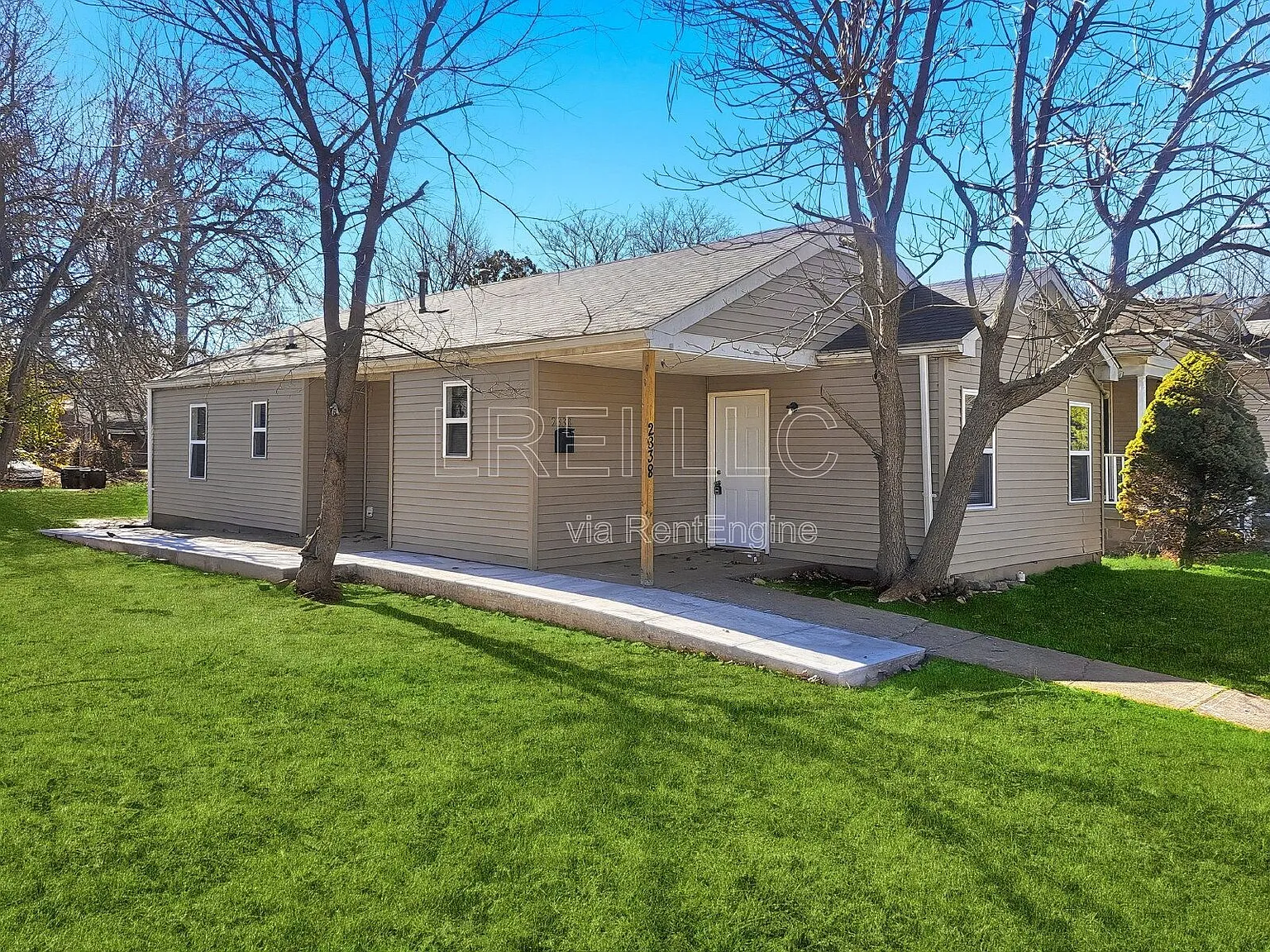 4 bed, 1.0 bath, 1116 sqft, $1,500 — Photo 1