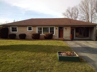 6 Holiday Dr, Whitesboro, NY 13492