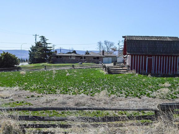 3rd image of 716 N 80th Ave