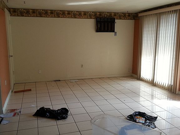 4th image of 4302 E 22nd Ave