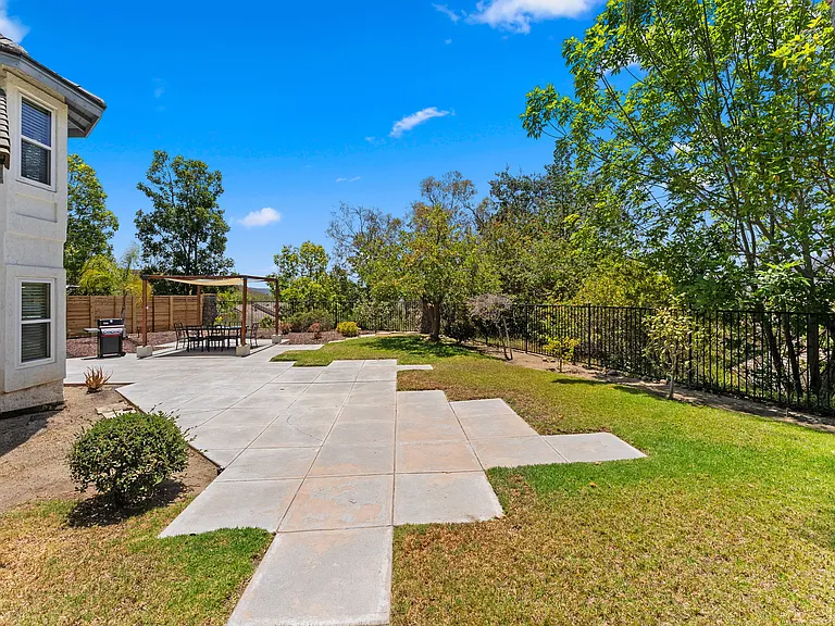 13706 Stoney Gate Pl — Photo 25