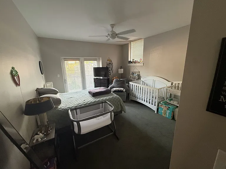 105 E 11th St #109 — Photo 10