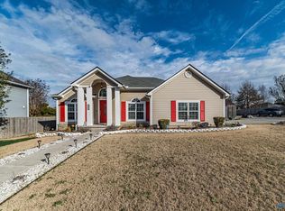 2600 Bonnie Oaks Dr SW, Huntsville, AL 35803