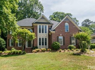 202 Whitcomb Ln, Cary, NC 27518