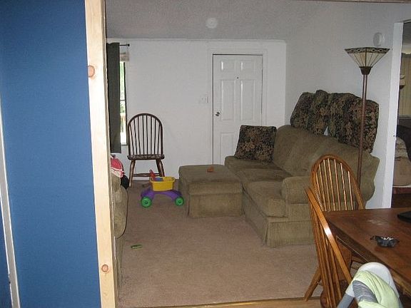 KITCHEN TO LIVING ROOM VIEW