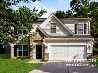 10334 Gold Pan Rd, Charlotte, NC 28215