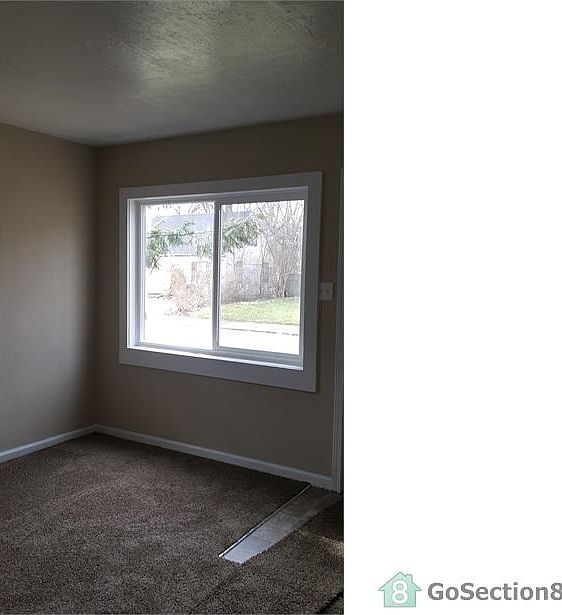 2nd image of 1638 Johnson St