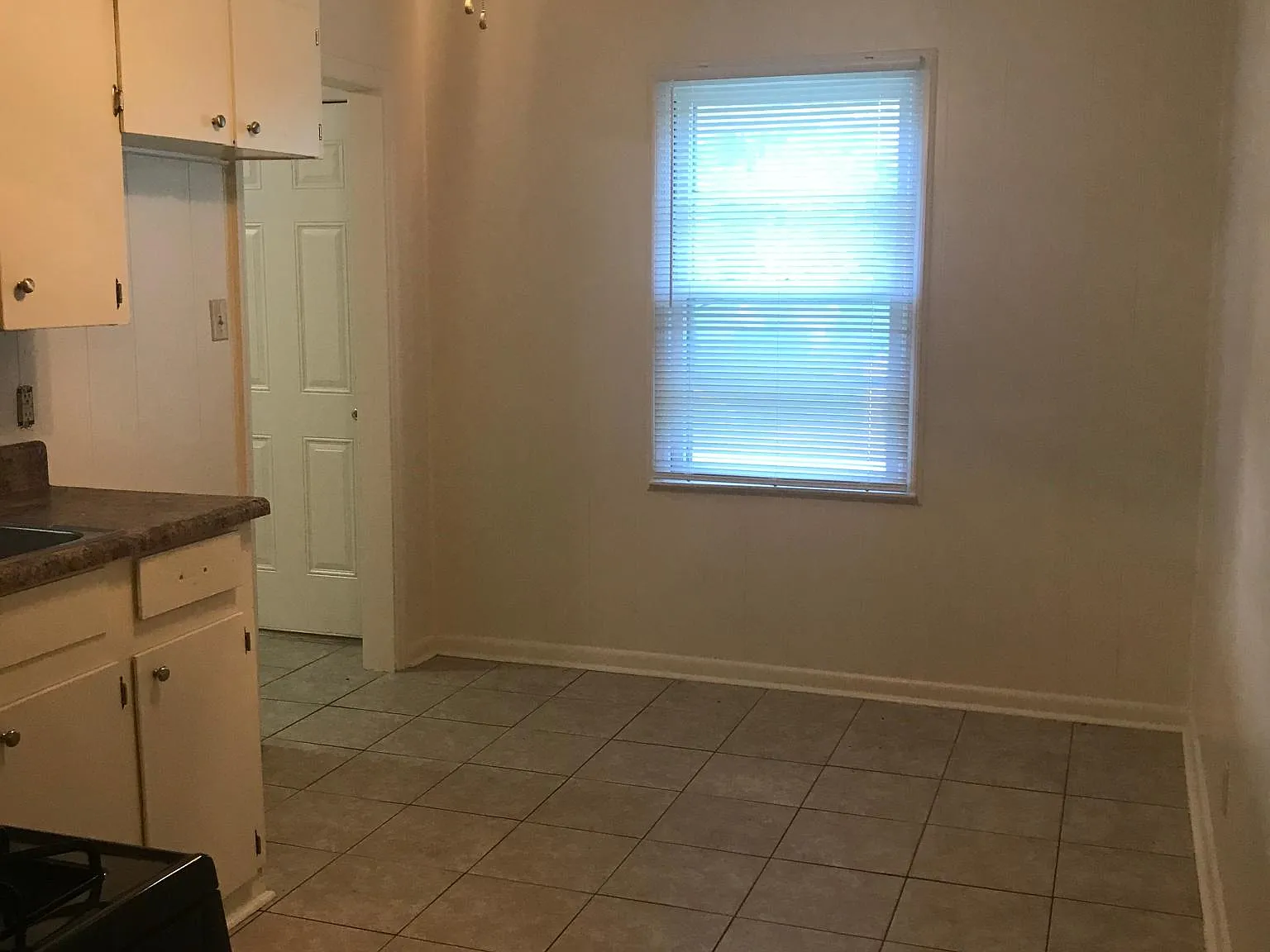 122 Francis St — Photo 4